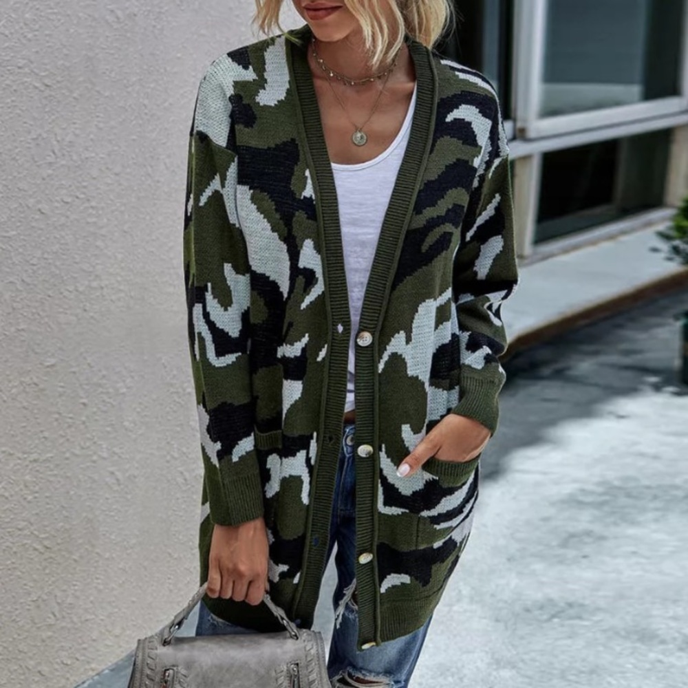 CLEARANCE Olive Camouflage Button Front Knit Cardigan - Picture 3 of 8